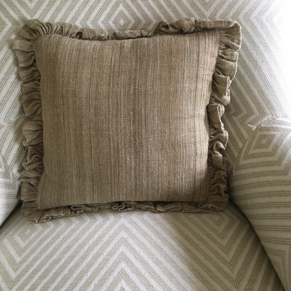 Linen pillow with ruffle burlap/olive color